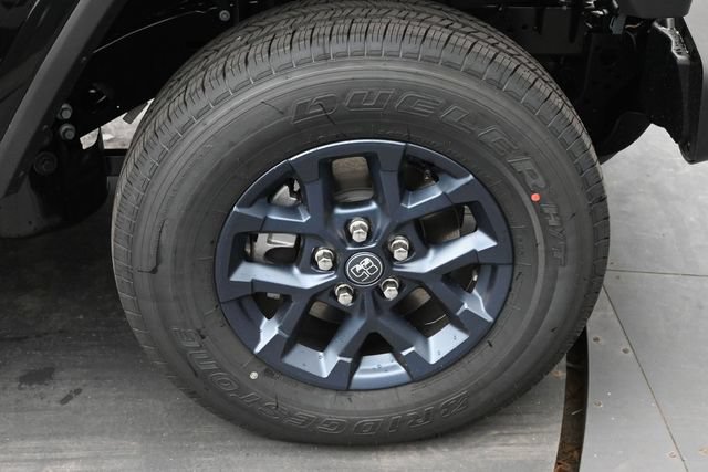 New 2026 Jeep Gladiator Sport AWD/4WD image 38