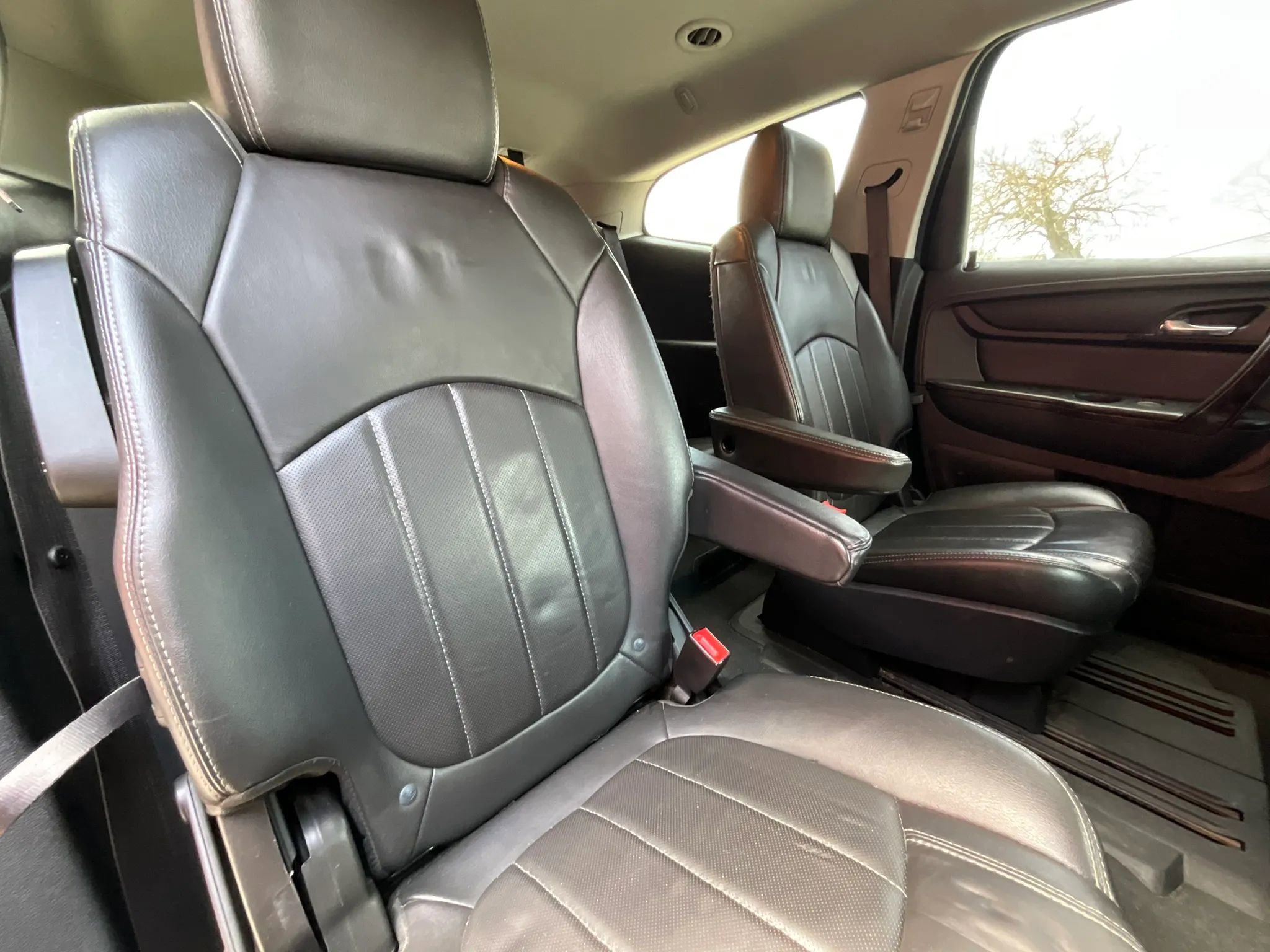 Used 2016 Chevrolet Traverse LTZ AWD/4WD image 15