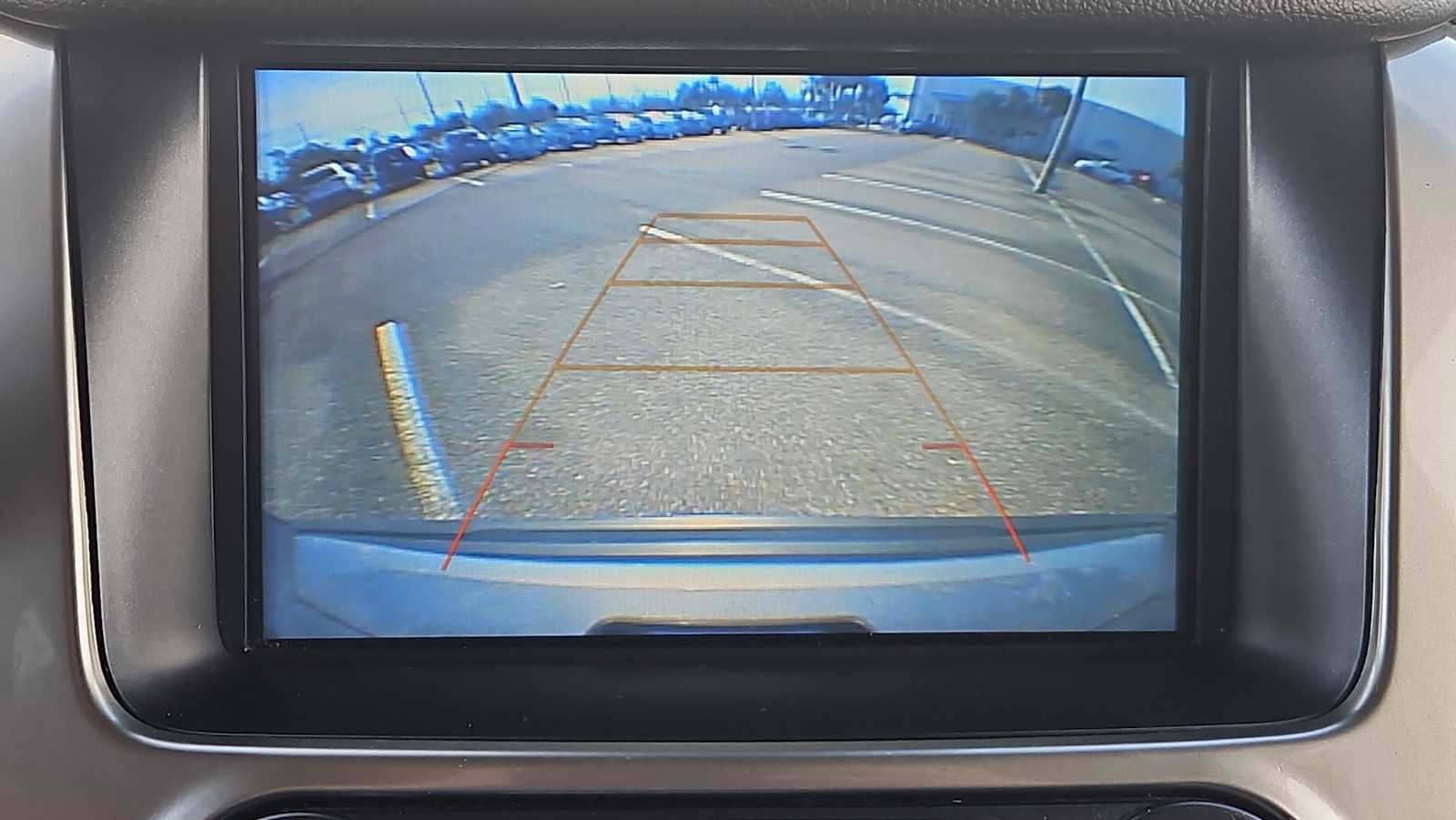 Used 2018 Chevrolet Suburban LS w/ Enhanced Driver Alert Package image 24