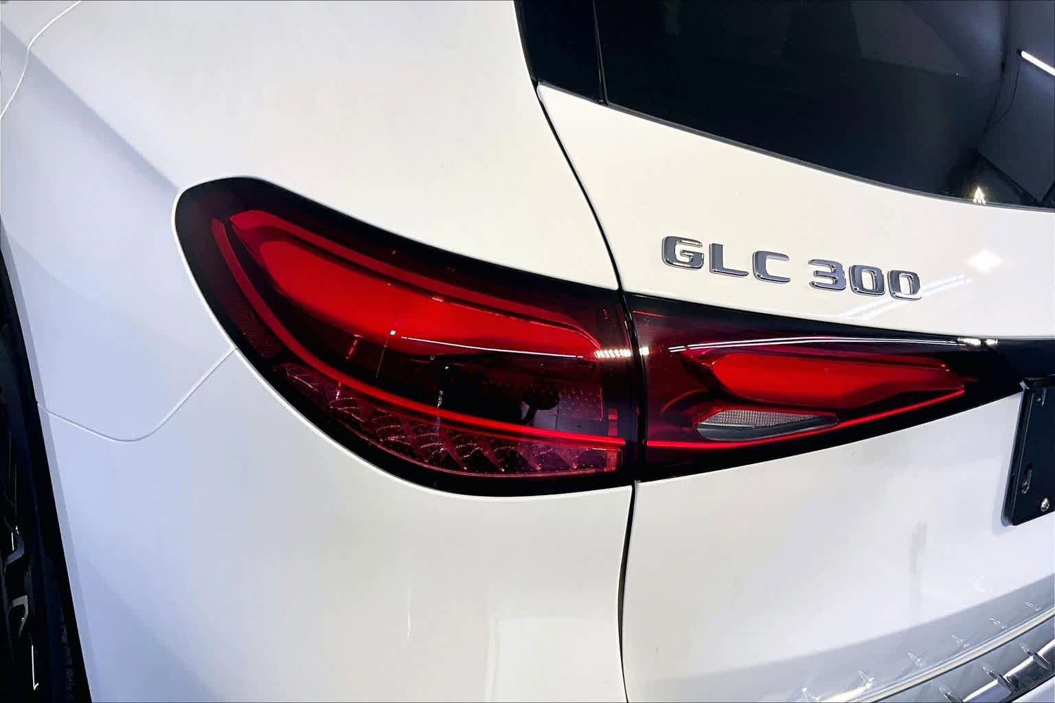 New 2026 Mercedes-Benz GLC 300 4MATIC image 5