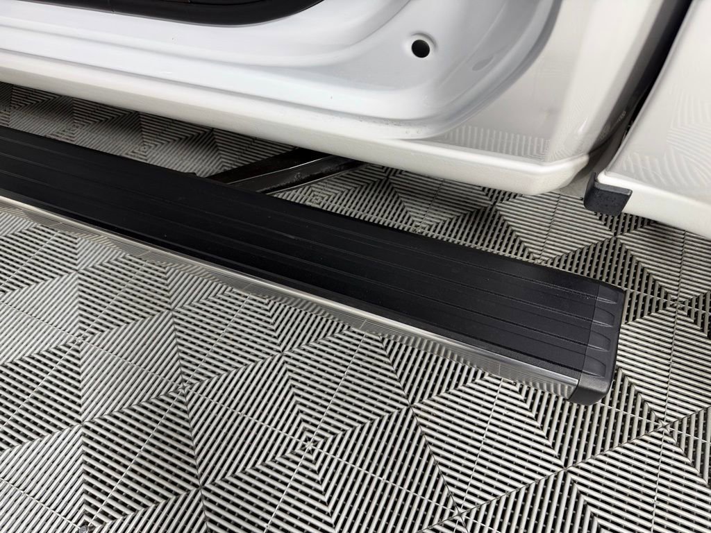 Used 2023 GMC Sierra 1500 Denali w/ Technology Package image 30