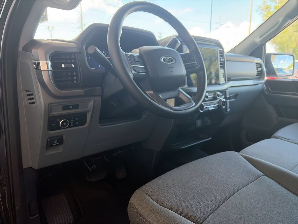 Used 2025 Ford F150 XLT w/ Equipment Group 301A Standard AWD/4WD image 16