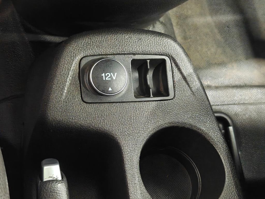 Used 2015 Ford Transit Connect XL image 13