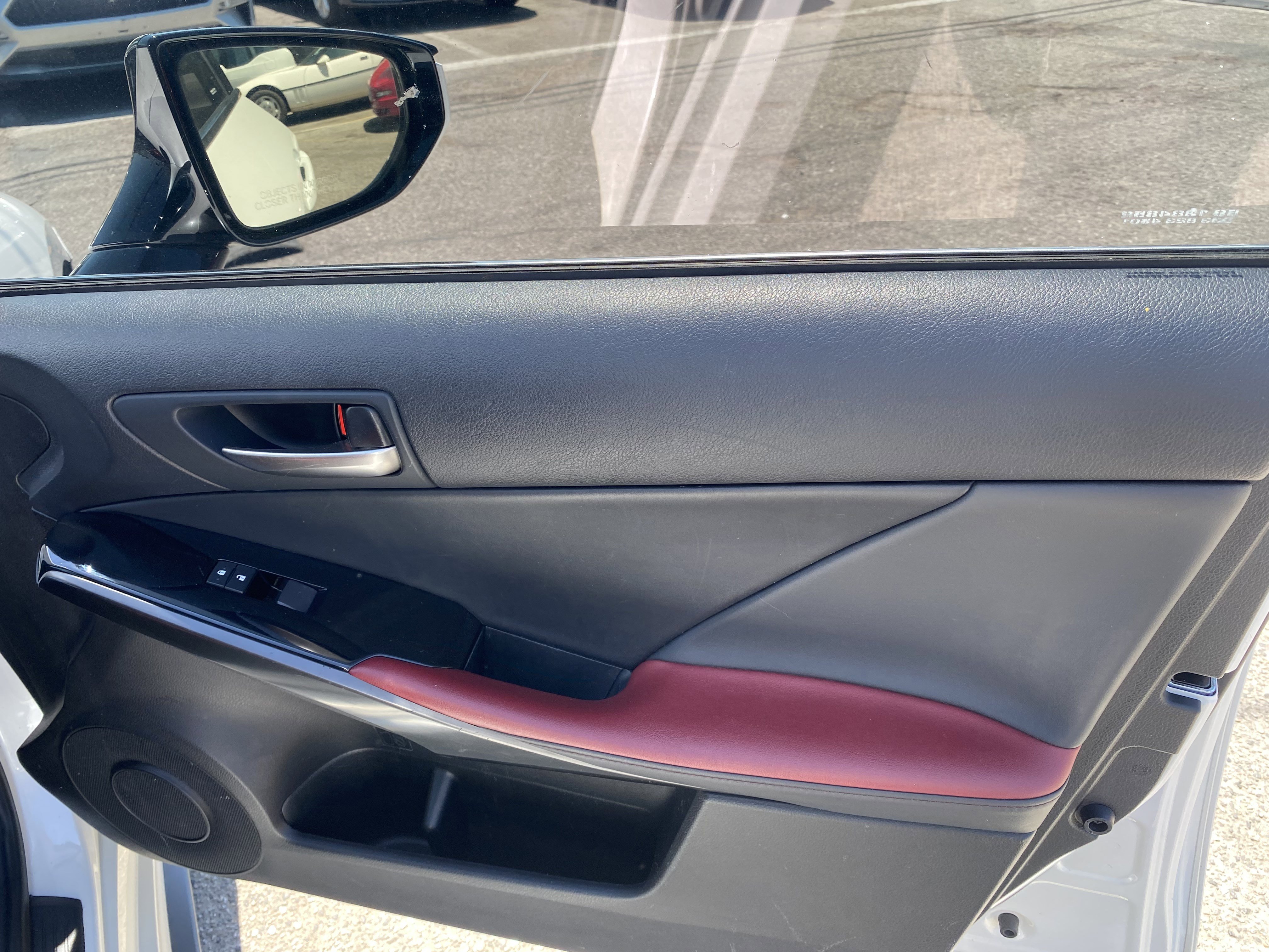 Used 2023 Lexus IS 300 w/ Comfort Package image 17
