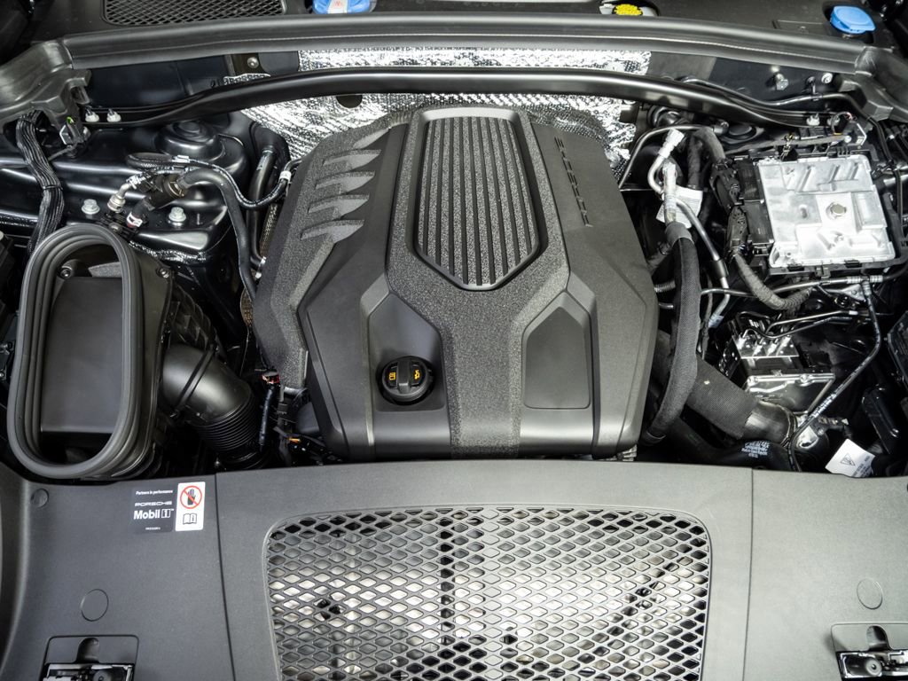 New 2026 Porsche Macan image 35
