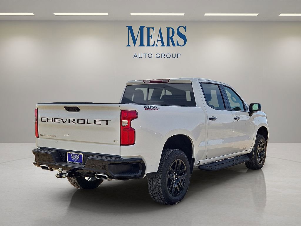 Used 2025 Chevrolet Silverado 1500 LT Trail Boss w/ Convenience Package II image 4