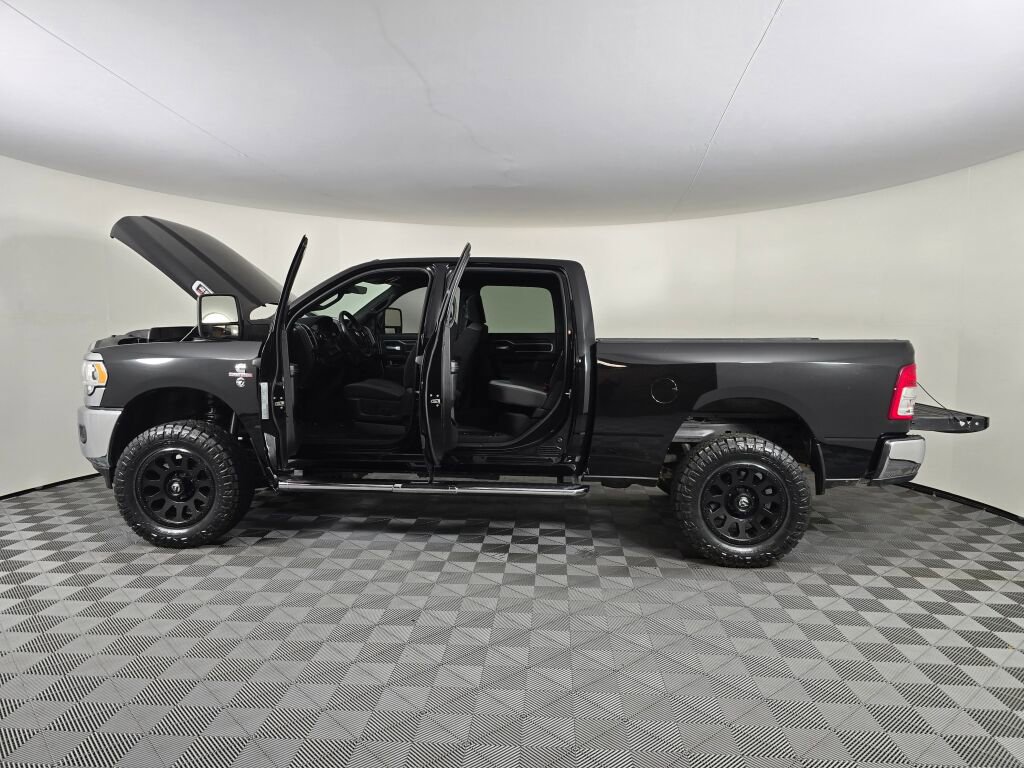 Used 2024 RAM 2500 Big Horn image 17