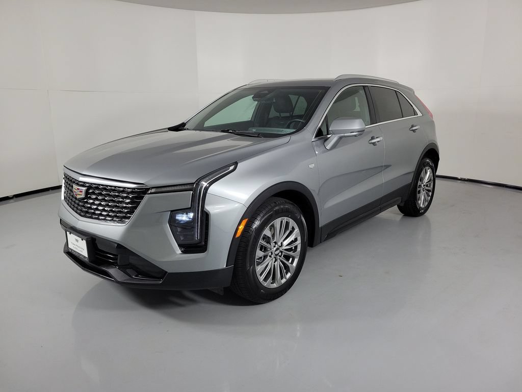 Certified 2025 Cadillac XT4 Premium Luxury FWD image 2