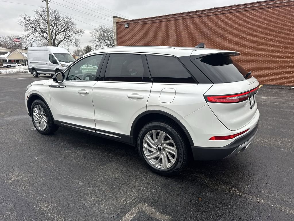 Certified 2022 Lincoln Corsair FWD image 6