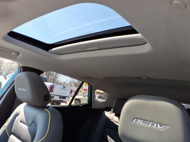 New 2026 Chevrolet Trax ACTIV w/ Sunroof Package image 20