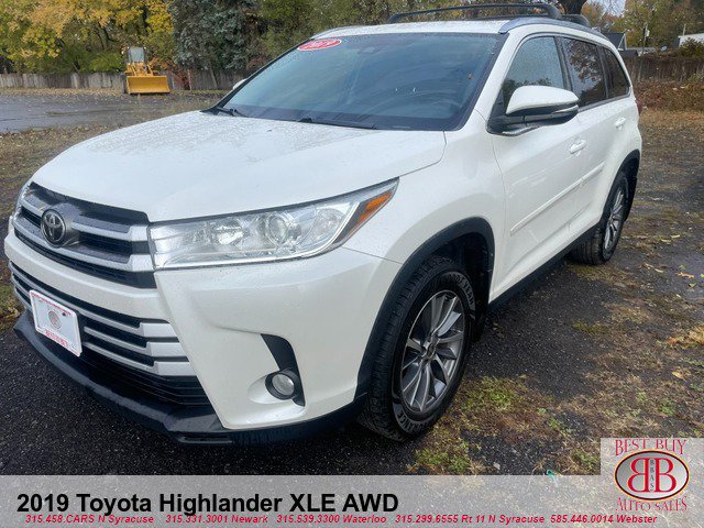 Used 2019 Toyota Highlander XLE image 7