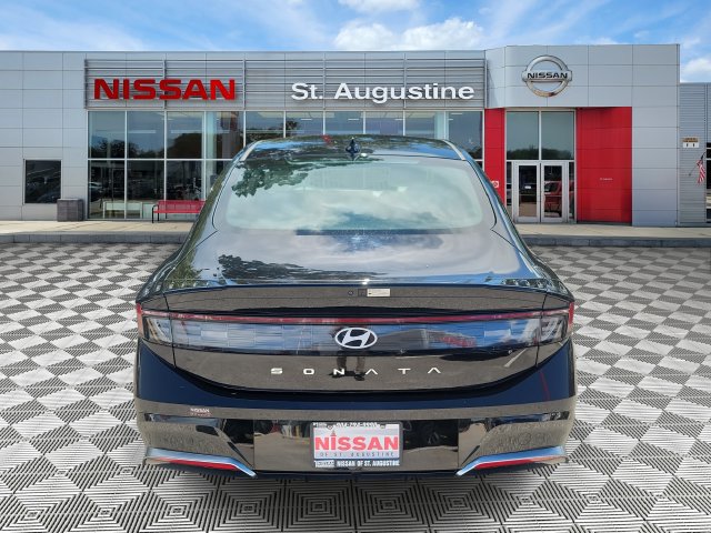 Used 2025 Hyundai Sonata SEL FWD image 3