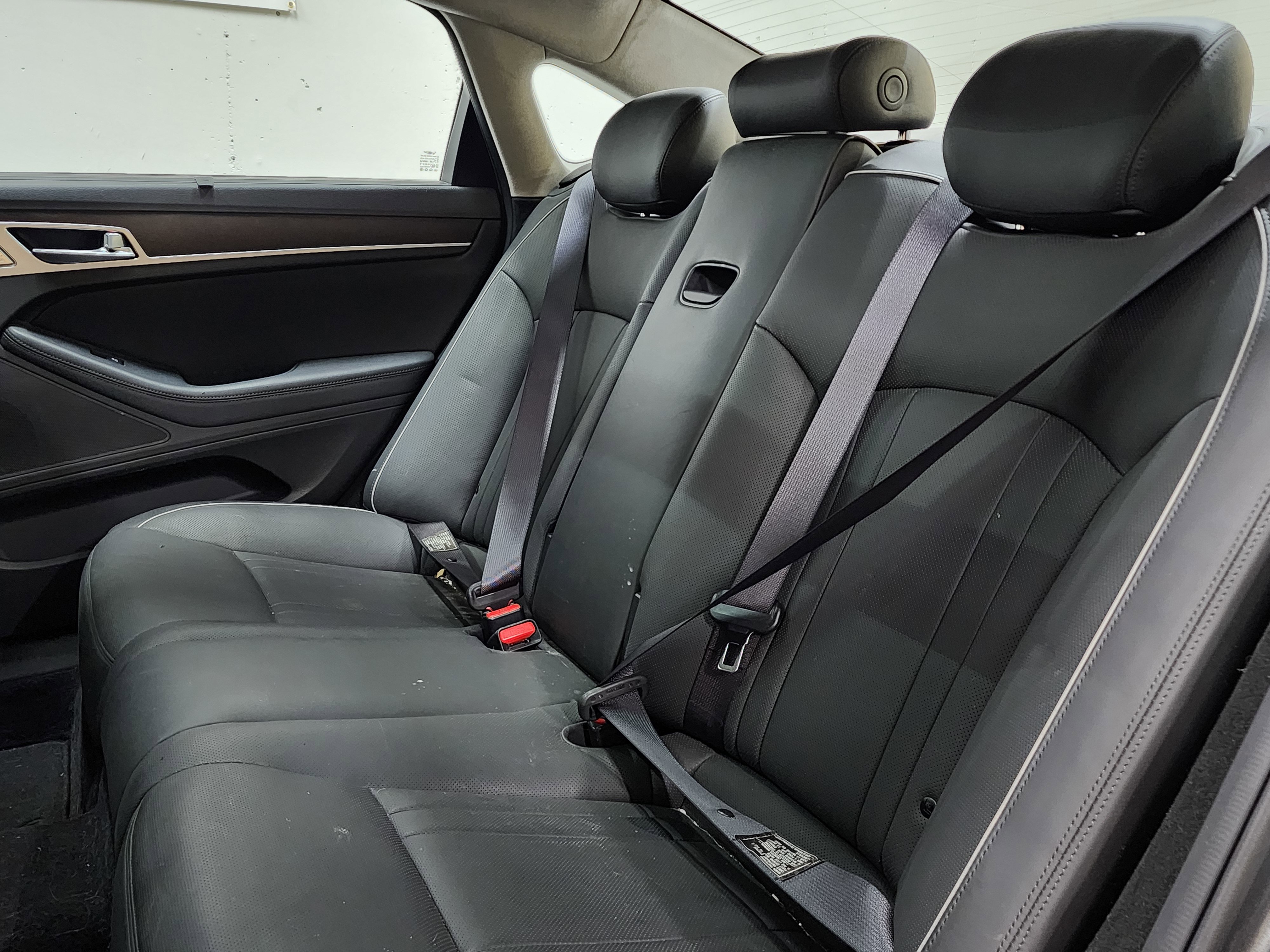 Used 2018 Genesis G80 5.0 Ultimate image 17