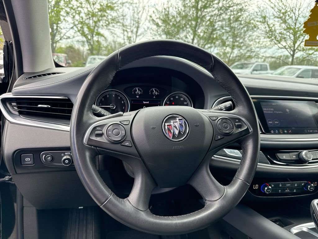 Used 2021 Buick Enclave Essence FWD image 11