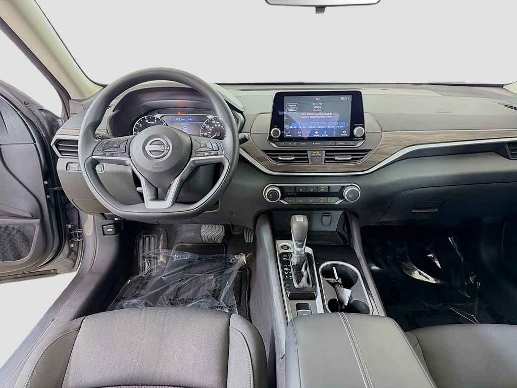 Used 2024 Nissan Altima 2.5 SV AWD/4WD image 20