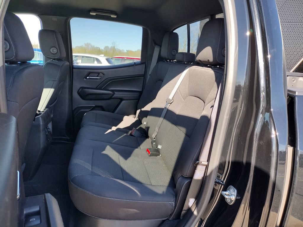 Used 2024 Chevrolet Colorado LT w/ LT Convenience Package AWD/4WD image 8