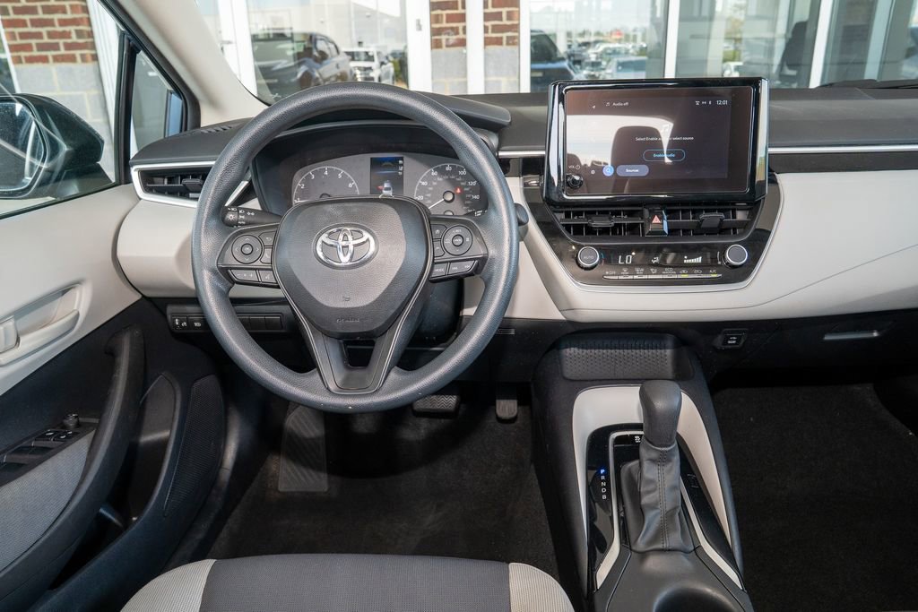 Certified 2024 Toyota Corolla LE w/ LE Convenience Package image 4