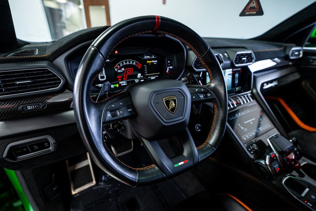 Used 2023 Lamborghini Urus Performante image 41