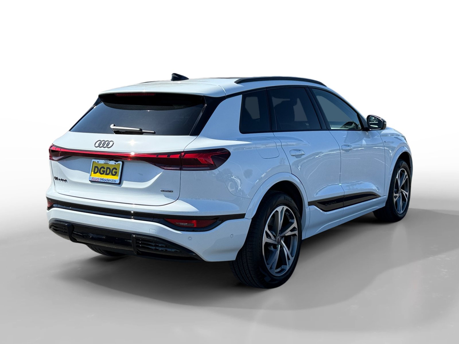 New 2027 Audi Q6 e-tron Premium Plus AWD/4WD image 5