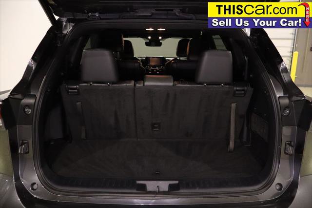 Used 2021 Toyota Highlander XSE image 28