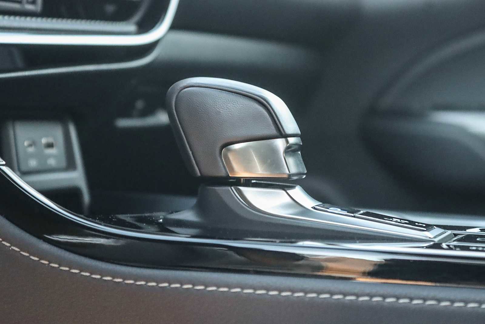 Certified 2025 Lexus NX 450h+ AWD w/ Luxury Package image 22