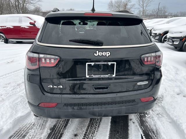 Used 2019 Jeep Compass Latitude w/ Popular Equipment Group AWD/4WD image 6