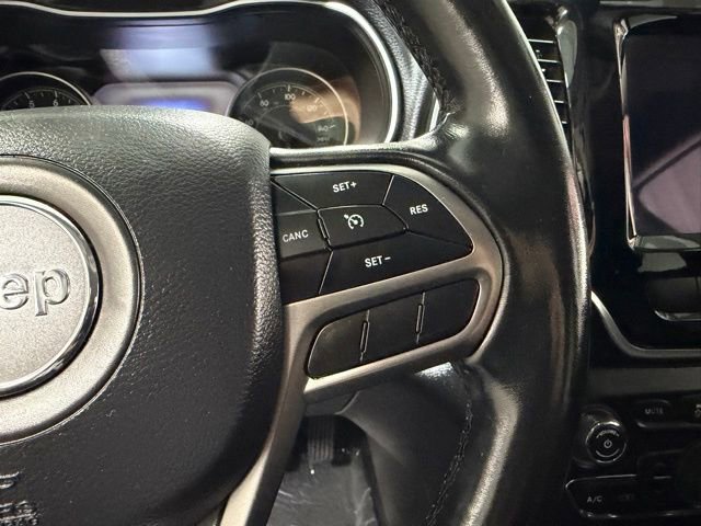 Used 2020 Jeep Cherokee Limited AWD/4WD image 16