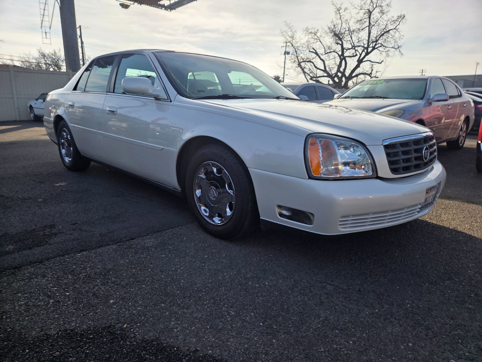 Used 2002 Cadillac De Ville DHS w/ Safety/Security Pkg image 5