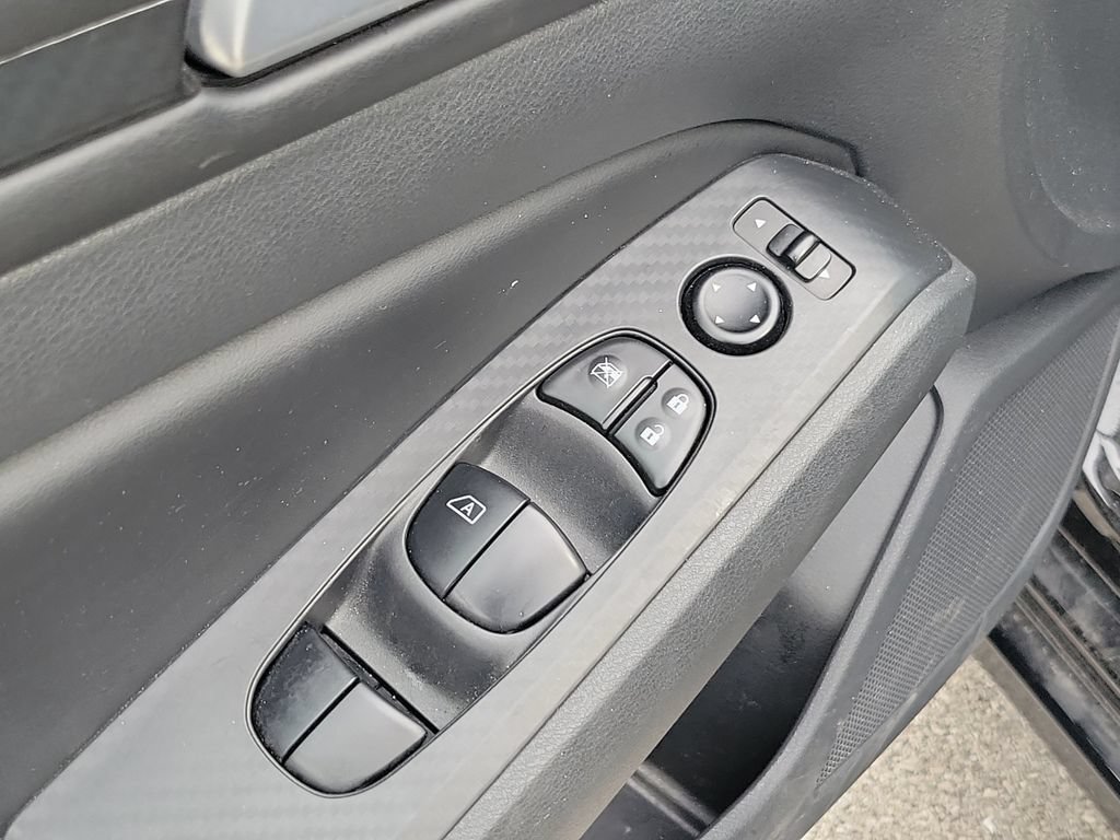Used 2025 Nissan Altima 2.5 SV FWD image 20