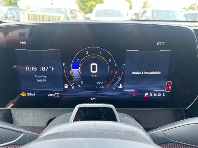 New 2026 Chevrolet Traverse Z71 w/ Enhanced Driving Package AWD/4WD image 9
