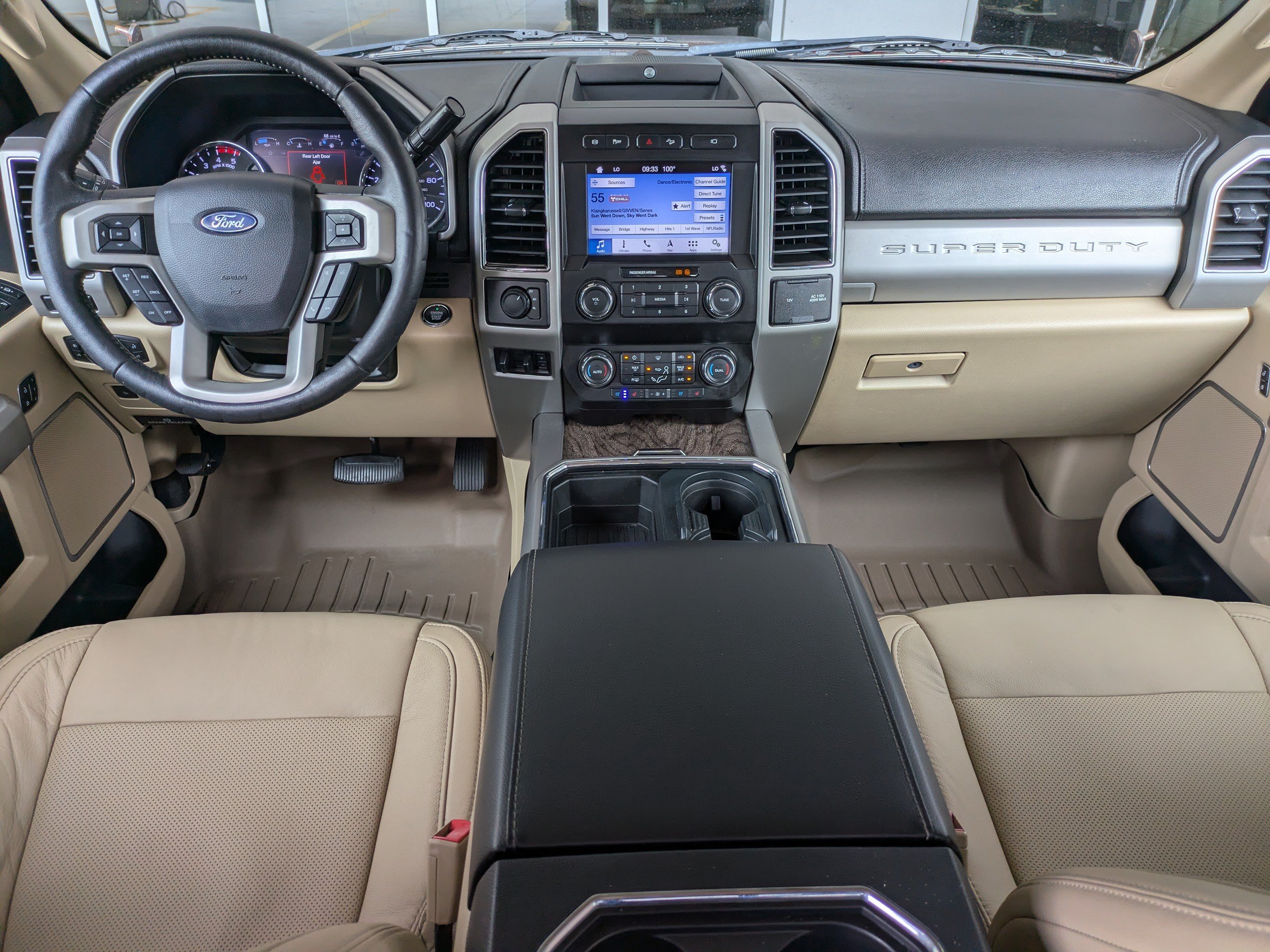 Used 2019 Ford F450 Lariat w/ Lariat Ultimate Package AWD/4WD image 16
