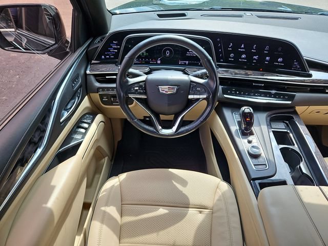 Used 2021 Cadillac Escalade Premium Luxury w/ Performance Package AWD/4WD image 10