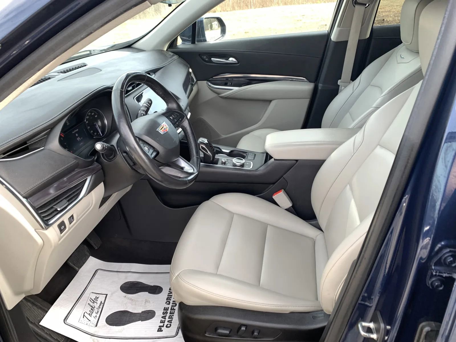 Used 2019 Cadillac XT4 Luxury image 23