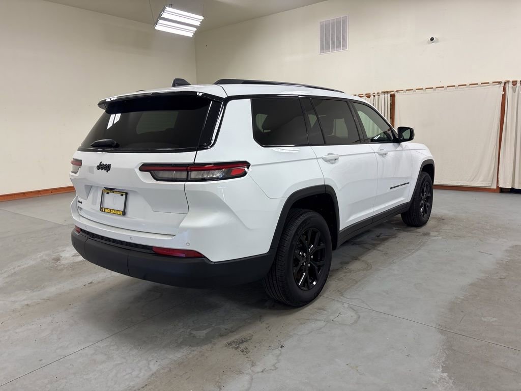 Used 2024 Jeep Grand Cherokee L Laredo image 8