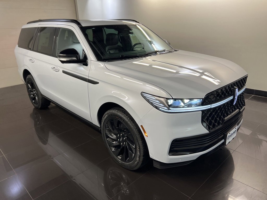 New 2026 Lincoln Navigator Reserve image 1