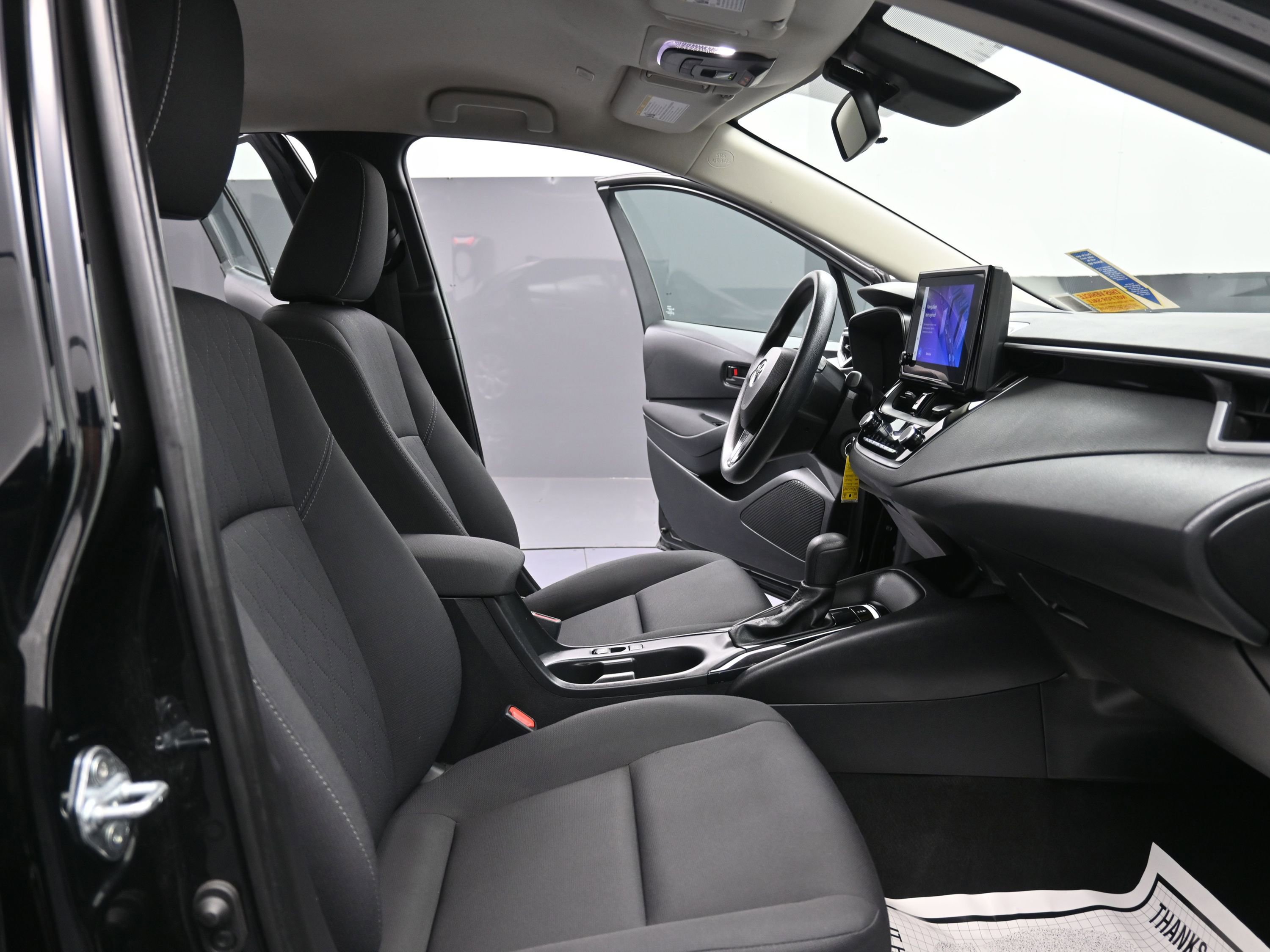 Used 2023 Toyota Corolla LE image 30