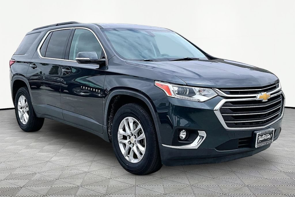 Used 2019 Chevrolet Traverse LT w/ LPO, Cargo Package FWD image 5