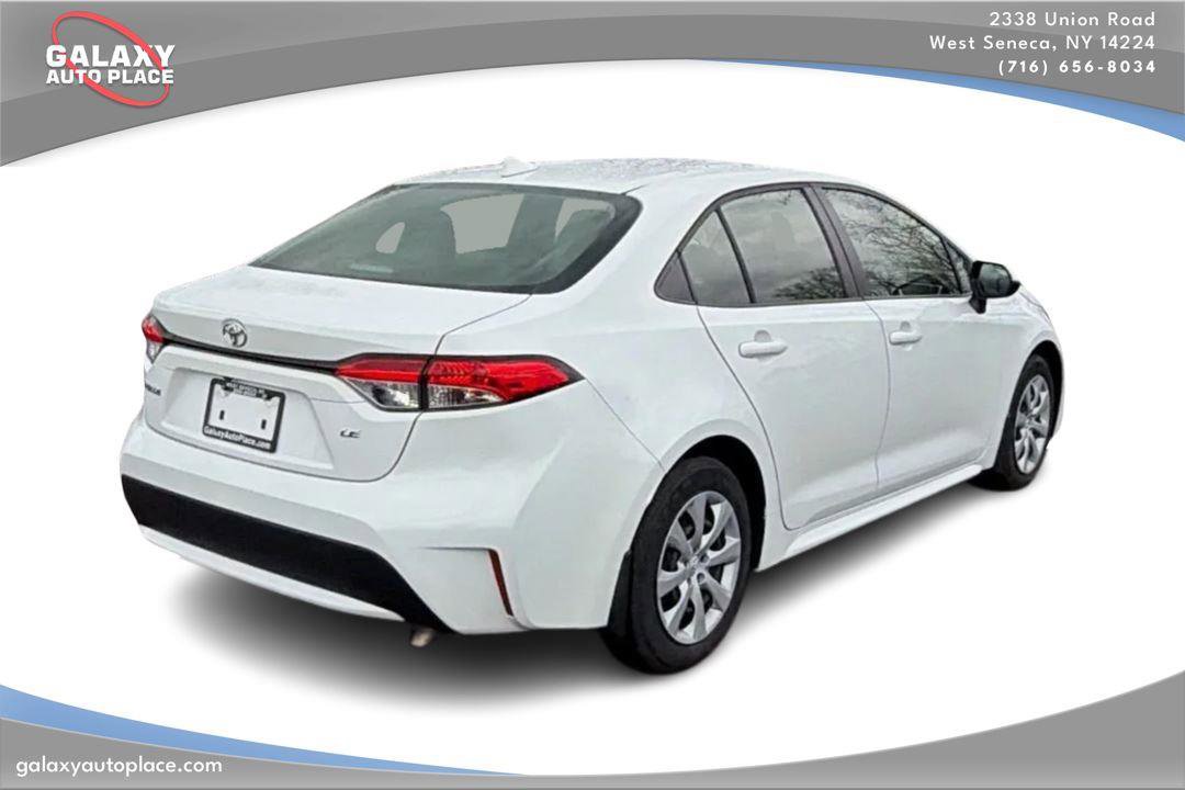 Used 2022 Toyota Corolla LE FWD image 5