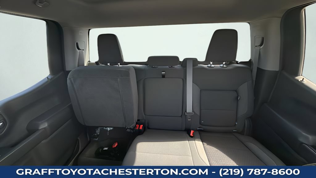 Used 2025 Chevrolet Silverado 1500 Custom Trail Boss w/ Dark Appearance Package AWD/4WD image 25
