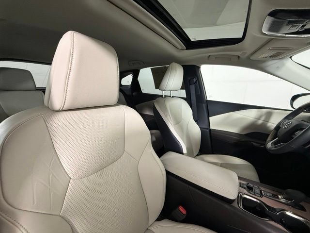 Used 2023 Lexus RX 350 Premium Plus w/ Accessory Package AWD/4WD image 30