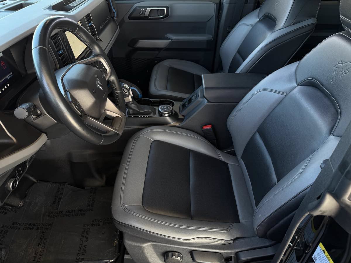 Used 2023 Ford Bronco Black Diamond AWD/4WD image 13