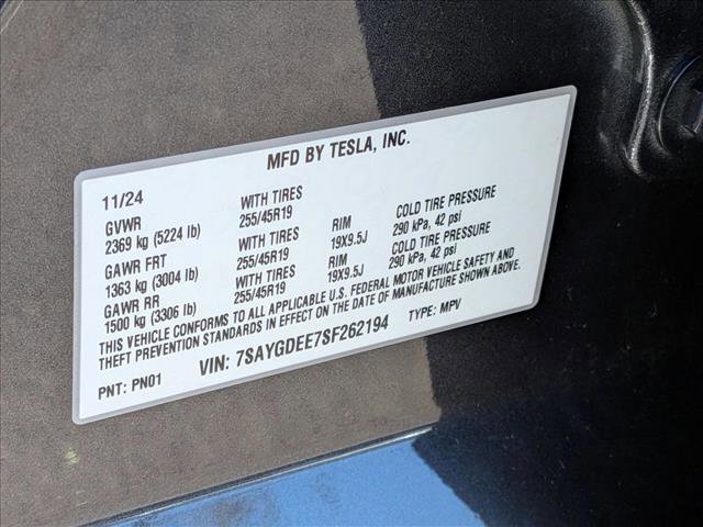 Used 2025 Tesla Model Y Long Range image 25