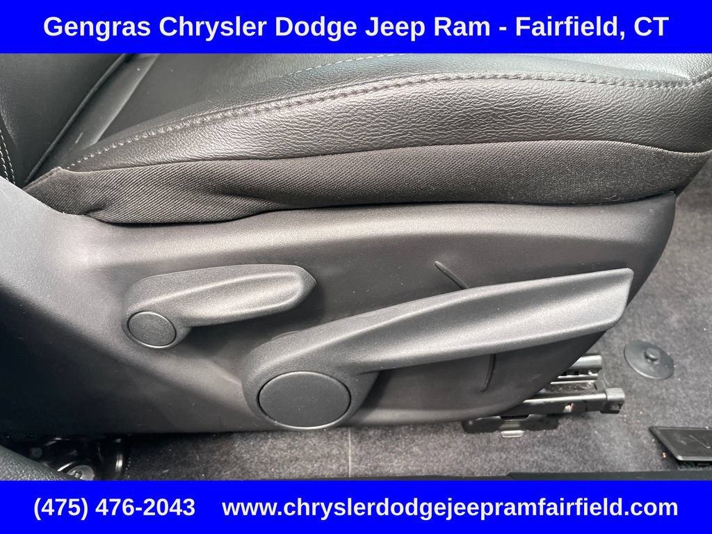 Certified 2025 Jeep Compass Limited AWD/4WD image 21