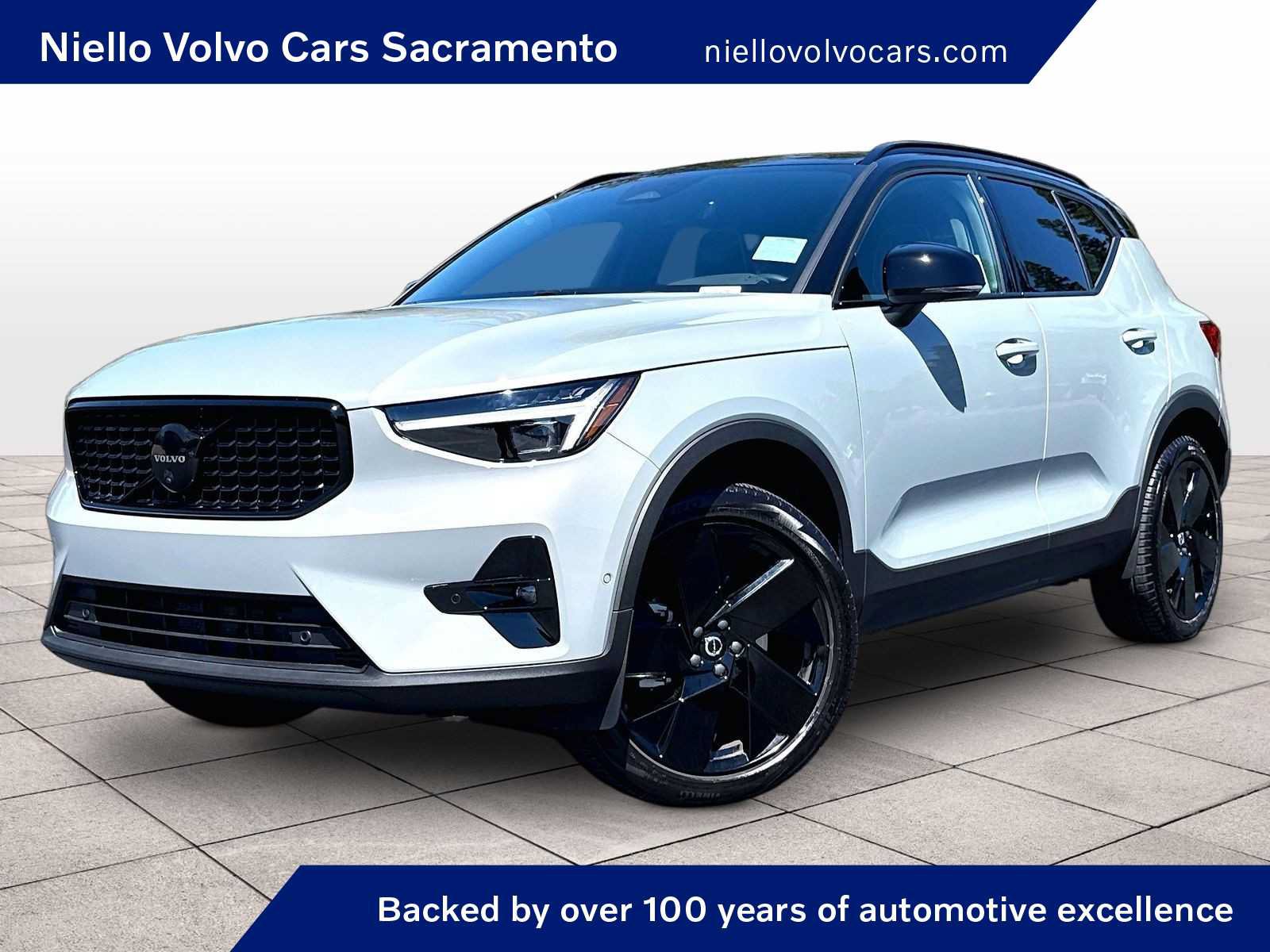 Used 2026 Volvo XC40 B5 Ultra w/ Climate Package AWD/4WD video 1