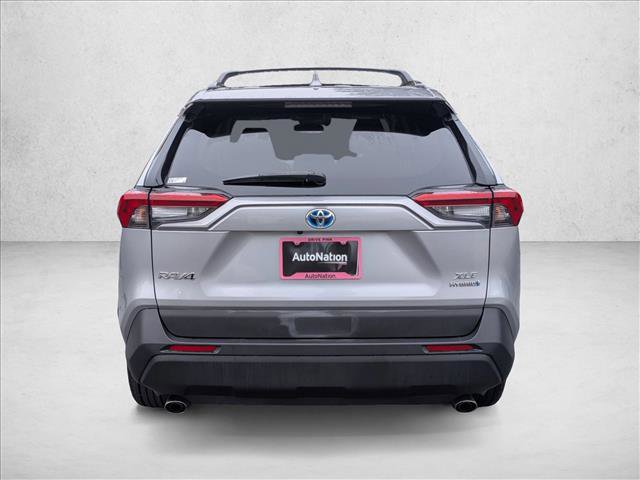 Used 2020 Toyota RAV4 XLE image 7