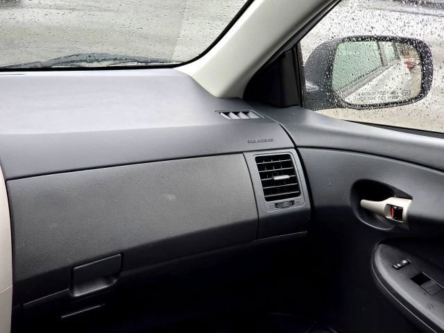 Used 2009 Toyota Corolla S image 21