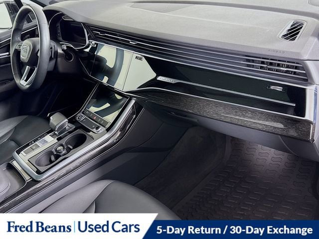 Used 2021 Audi Q7 3.0T Premium Plus image 32