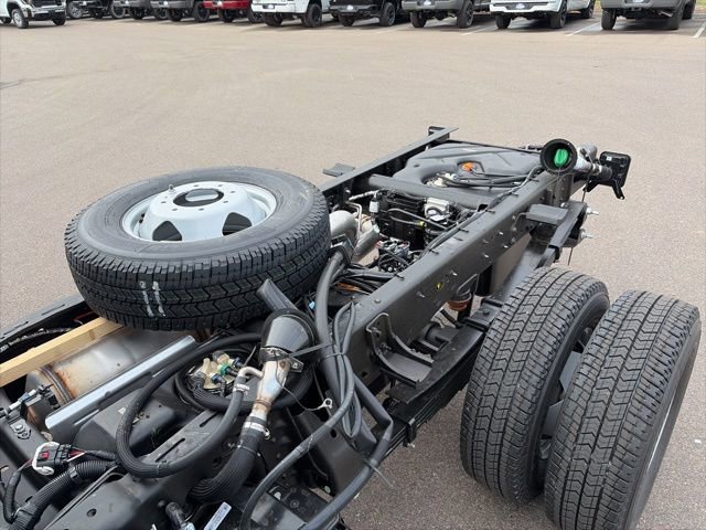 New 2026 GMC Sierra 3500 Pro w/ Convenience Package image 23