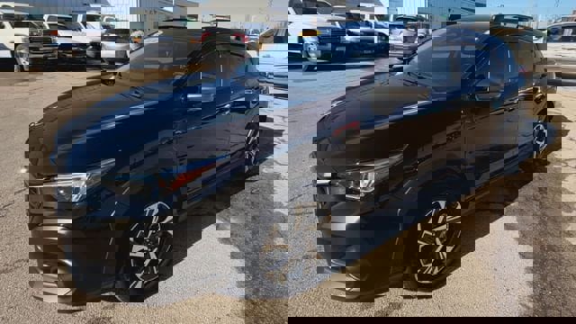 Used 2024 Subaru Crosstrek 2.0i Premium image 3