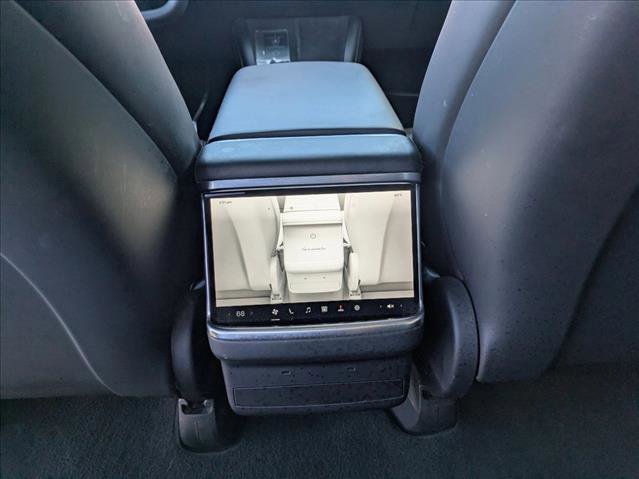 Used 2023 Tesla Model X AWD/4WD image 17
